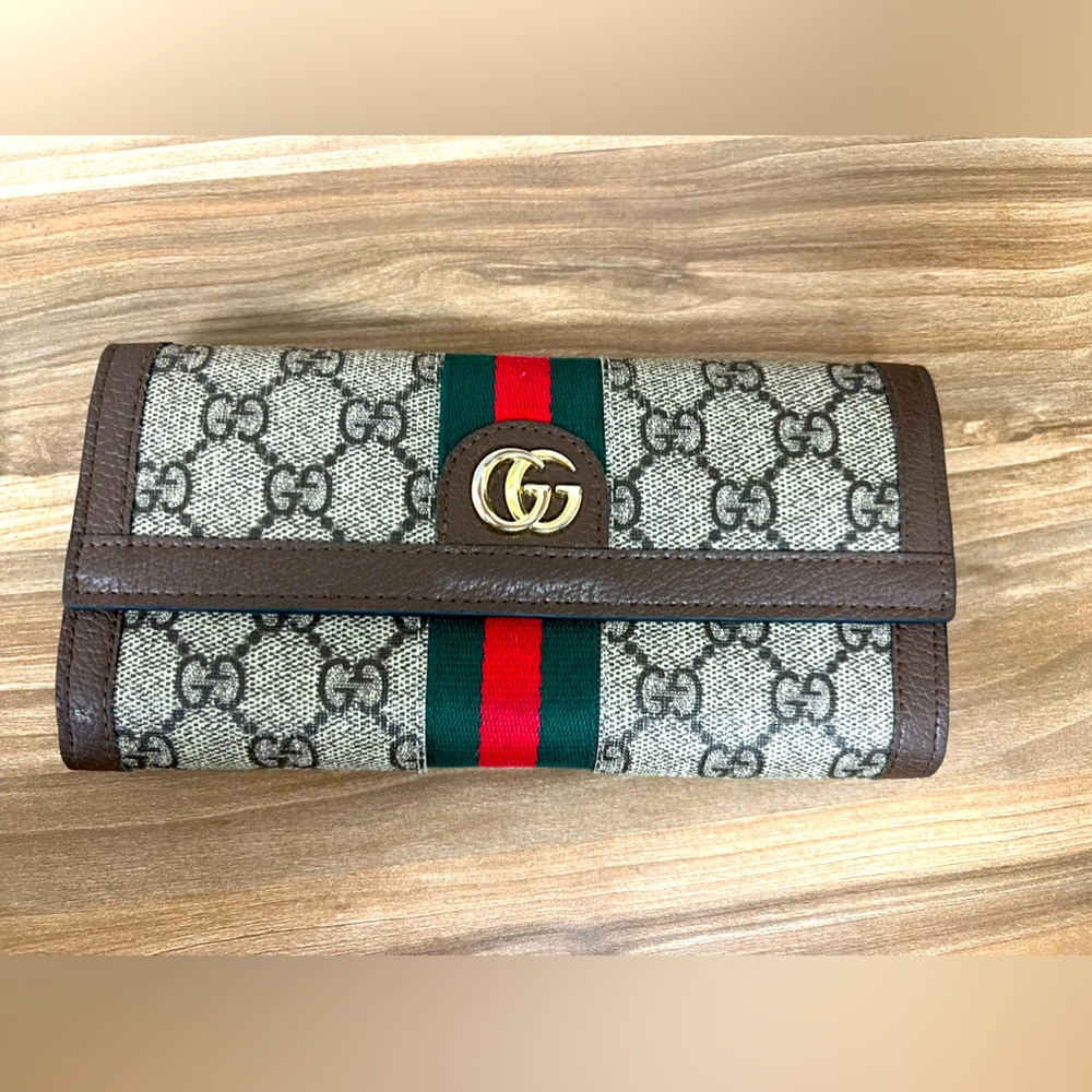 Gucci wallet
